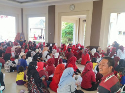 Tingkatkan Kesadaran Bayar Pajak, Pemdes Kendalsewu Gelar Jalan Sehat Berhadiah