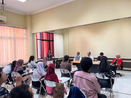 Kadin Jatim Buka Akses Kerja Disabilitas Lewat Pelatihan Pelayanan Prima
