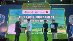 UK Petra Pecahkan Dua Rekor MURI Lewat Golf 99 Hole, UK Petra Jadi Pintu Masuk Jejaring Profesional