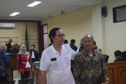 Ngaku Pengusul CSR, Noer Aflah Dicecar Hakim Soal TPA Winongo   ‎