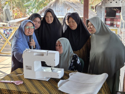KEI Dorong Kelompok Rentan Pagerungan Besar Olah Sampah Jadi Produk Bernilai Ekonomi