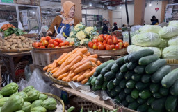 Harga Sayur di Pasar Kota Malang Naik Turun Bikin Pedagang Pusing dan Rugi