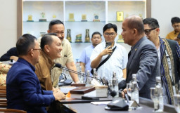 RUU Minyak dan Gas Bumi Disepakati di DPR