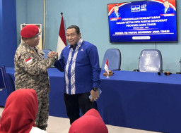 Wisnu Wardhana Kembalikan Formulir Calon Ketua Demokrat Jatim, Siap Menang di Pemilu 2029