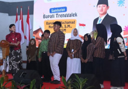 Pelajar di Trenggalek Kini Bisa Menabung Lewat Program Sangu Sampah