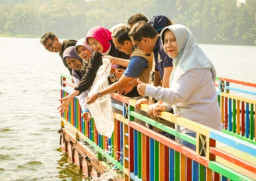Pulihkan Ekosistem Ranu Klakah, Pemkab Lumajang Tebarkan 50 Ribu Benih Ikan
