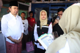 Homecare Jember, Gus Fawait Hadirkan Layanan Kesehatan hingga Pintu Rumah Warga Miskin