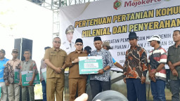 Pemkab Mojokerto Gelontor Bantuan Pertanian dan Peternakan Komunal Senilai Rp3 Miliar