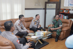 Perkuat Sinergi TNI dan Polri Jaga Harkamtibmas, Kapolres Blitar Silaturahmi ke Kodim 0808 Blitar