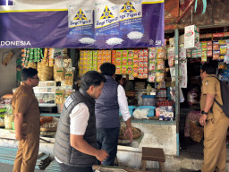 Polres Blitar Kota Sidak Harga dan Mutu Beras di Tingkat Produsen, Distributor dan Pasar Tradisional