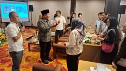 Tingkatkan Daya Saing Produk, Anggota DPR RI Dorong UMKM Surabaya Ber-SNI