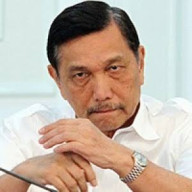 Luhut Dorong Penguatan Industri Daur Ulang Baterai Kendaraan Listrik
