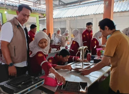 Gencarkan Uji Tera Timbangan, Pemkab Gresik Jaga Kejujuran Transaksi di Pasar