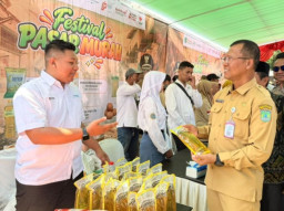 Bantu Warga Akses Harga Bapok Terjangkau, Pemkab Pasuruan Gencarkan Pasar Murah