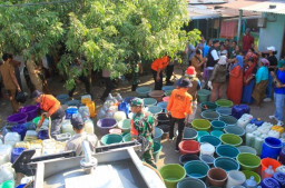Hadapi Kekeringan, Pemkab Situbondo Tambah Distribusi 5.000 Liter Air ke Desa Terdampak