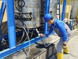 Kali Surabaya Tercemar: Warga Keluhkan Air PDAM Keruh, Berbusa hingga Berbau Kimia