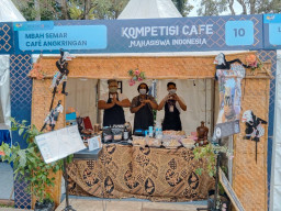 Mbah Semar Cafe Kopi Kekinian Untag Surabaya Sabet Juara di Ajang Kewirausahaan Mahasiswa Indonesia (KMI) Expo XII
