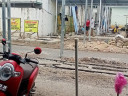 Pemkab Sumenep Diminta Gagalkan Proyek Portal Pintu Masuk Pasar Anom