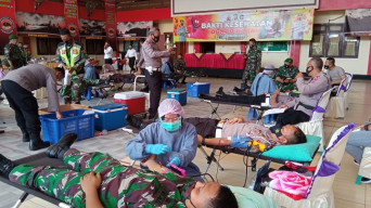 Usai Gelar Pasukan, Polres Blitar Lakukan Donor Darah