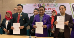 Ramai-ramai Ditolak Profesi Medis