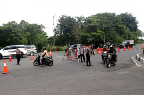 Hari ke-8 PSBB, Masih Banyak Pelanggar Dipaksa Putar Balik