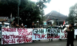 Buruh Tuntut Pembatalan Kenaikan BBM, Pemerintah Bahas Upah