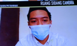 Arif Trilaksana Petugas DLLAJ Bawa Ganja saat Patroli