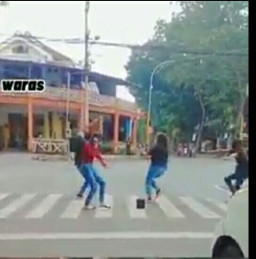 Muda-Mudi Joget di Zebracross Ditangkap Polisi