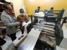 Matangkan Pembangunan PLUT, Sesmenkop Tinjau Rumah Besar Kemasan LPK-UKMI