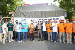 PLN Kembali Salurkan Bantuan untuk Warga Terdampak Erupsi Gunung Semeru