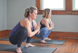 Menurunkan Berat Badan dengan Yoga