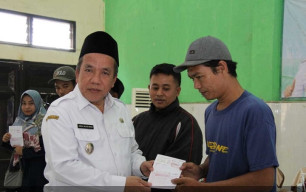 Pemkab Pasuruan Distribusikan Bansos RTLH