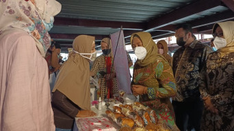 Bazar Murah UMKM, Wali Kota Mojokerto Anjurkan Transaksi E Money