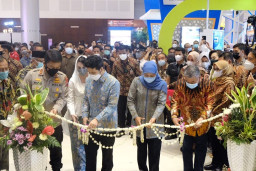 Kapolda Jatim Hadiri Opening Ceremony Jatim Fair dan Launching Logo 76 Tahun