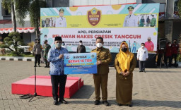 Korpri Gresik Serahkan Bantuan 15 Ton Beras