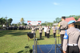 Kasat Reskrim Polres Blitar AKP Tika Pusvita Sari Serahkan Jabatannya Kepada Penggantinya AKP M Gananta