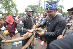Ridwan Kamil Temui dan Serap Aspirasi AP2SI Jabar