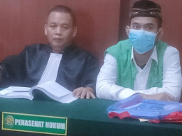 Dendam, Nurhuda Kepruk Korban Dengan Paving