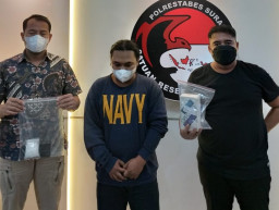 Satresnarkoba Polrestabes Surabaya, Tangkap Warga Jalan Kalibutuh