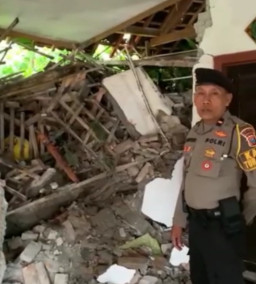 Hujan Lebat Selama 24 Jam, Longsor Timpa 4 Rumah dan Sebabkan Satu Korban Tewas