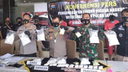 8 Kg Sabu dan Ribuan Ekstasi Disita Polda Jateng, Bandar Diburu