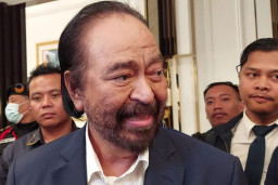 Paloh, Malah Masih Intip Cawapres Prabowo dan Ganjar