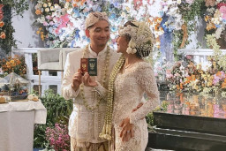 Congrat! Adinda Thomas Resmi Menikah, Menawan Kenakan Adat Sunda di Prosesi Akad Nikah