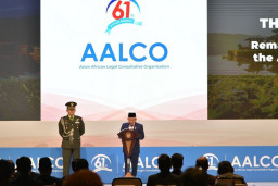 Ma’ruf Amin Mengatakan Perang Menyebabkan Kemunduran Dalam Pembangunan