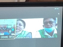 Terlibat Penipuan Calo ASN, Pegawai Kecamatan Krembangan dan Istrinya Diputus 30 Bulan