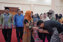 Ramadhan Ceria Anak Yatim Kota Mojokerto, Wali Kota Semangati Anak-anak untuk Raih Cita-cita