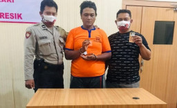 Warga Surabaya Ditangkap Saat Antar Sabu