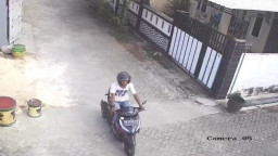 Terekam CCTV, Maling Motor di Sumenep Tertangkap