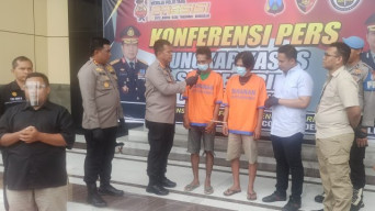 2 Kurir Penimbun BBM di Sidoarjo Diringkus