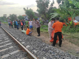 Mrs X Tewas Tertabrak KA di Madiun